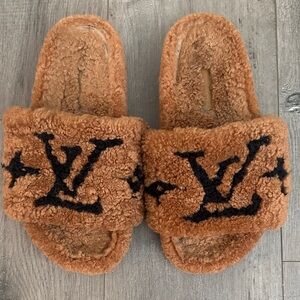 Louis Vuitton Tan Fuzzy Slippers